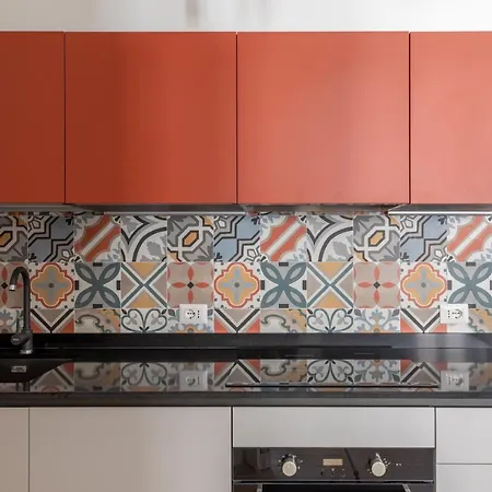 Iflat Colorful And Bright Apartament In Monti-2